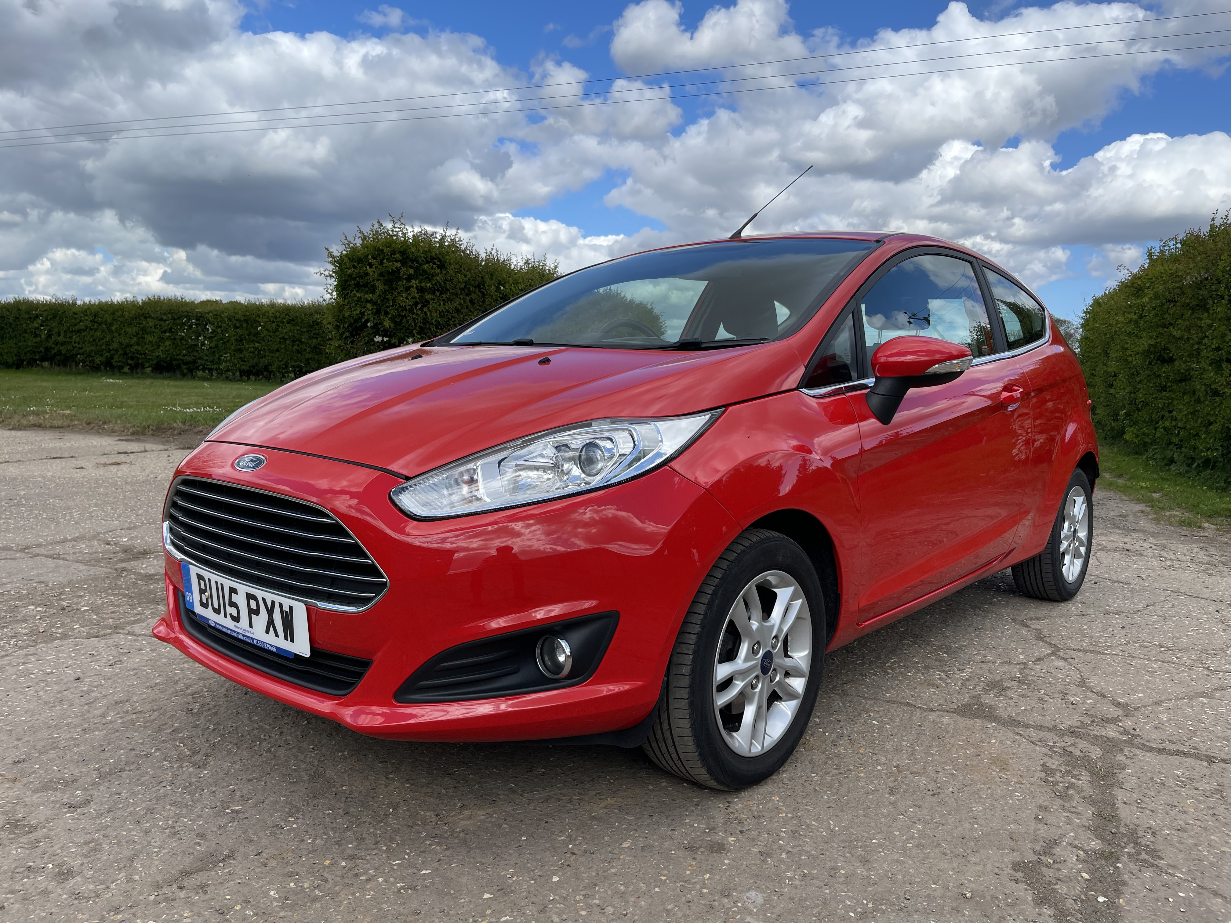 Ford Fiesta - Thumbnail 5