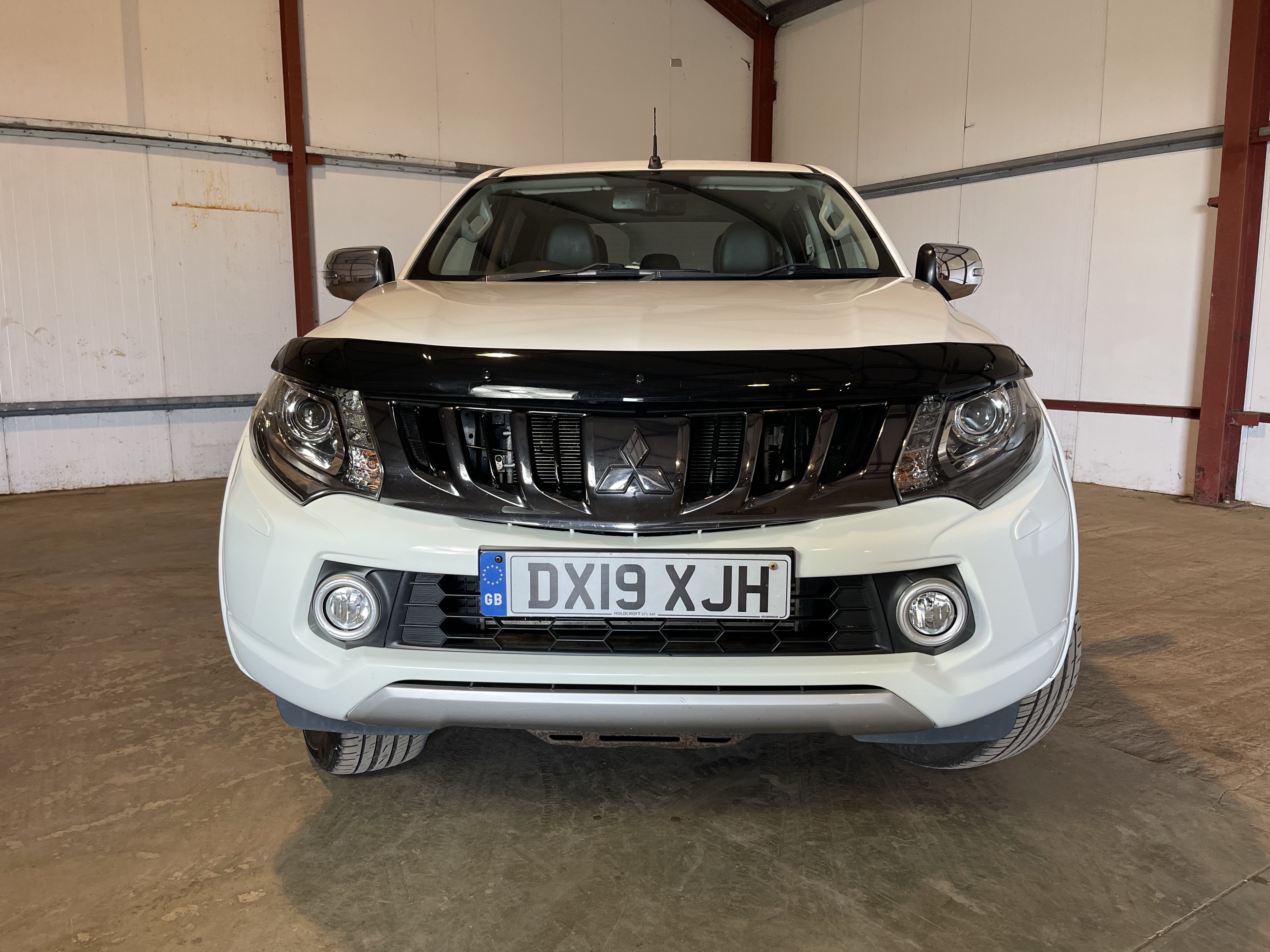 Mitsubishi L200 - Thumbnail 2